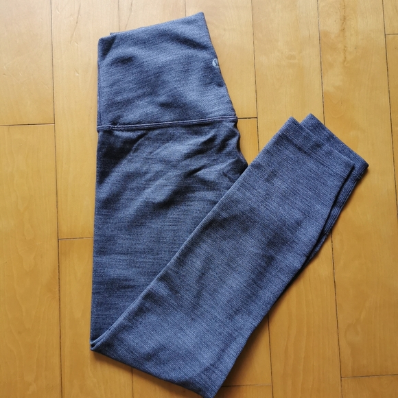 Lululemon Align legging 25' - Picture 2 of 4